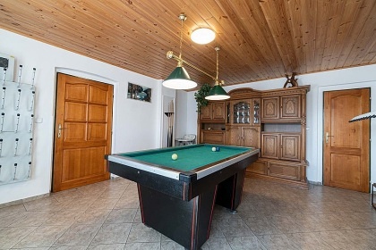 Wellness chalupa a vnitn bazn - Zdobnice