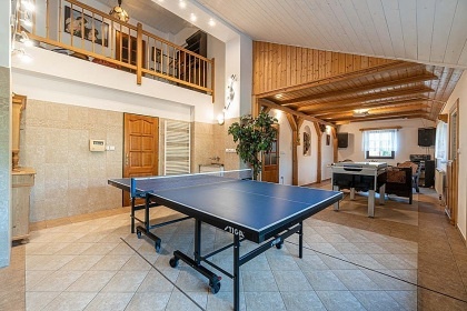 Wellness chalupa a vnitn bazn - Zdobnice