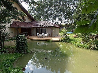 Wellness chalupa a vnitn bazn - Zdobnice