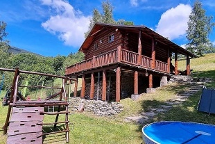 Horský kanadský srub Stříbrnice - Jeseníky