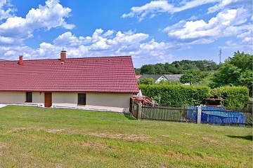 Chalupa Vyso�ina s baz�nem - Vyskytn� - K�eme�n�k