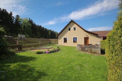 Chalupa Vyso�ina s baz�nem - Vyskytn� - K�eme�n�k