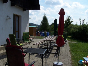 Chalupa s baz�nem - ko�sk� pastviny - Jizerky