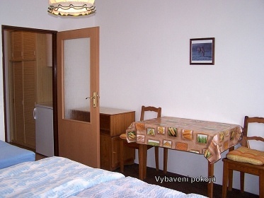 Chalupa s baz�nem - ko�sk� pastviny - Jizerky