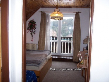 Chalupa s baz�nem - ko�sk� pastviny - Jizerky