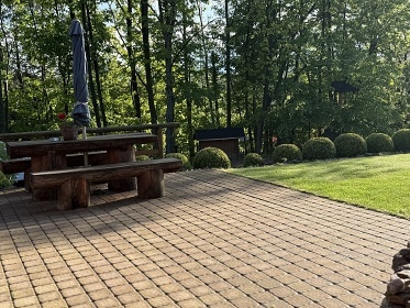 Chalupa s baz�nem a v��ivkou - Toulovcovy Ma�tale