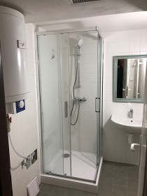 Roubenka na samot� - Lu�ick� hory - Z�mek Lemberk