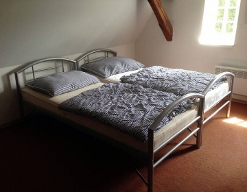 Roubenka na samot� - Lu�ick� hory - Z�mek Lemberk