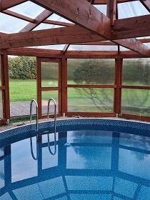 Chalupa s baz�nem - Kr�l�ky - Doln� Morava