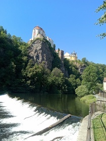 Chata Chmelnice - p�ehrada Vranov - hrad B�tov