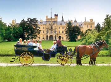 Penzion a vinn� sklep - Mut�nick� vina�sk� stezka