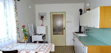 Chalupa u Sedl�ansk� p�ehrady - Kosova Hora