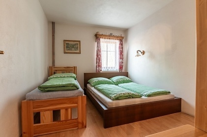 Roubenka Homole - baz�n a koupac� sud - Krkono�e