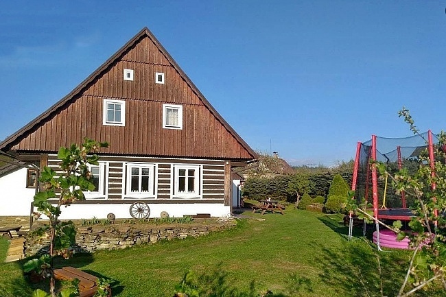 Roubenka Homole - baz�n a koupac� sud - Krkono�e