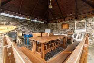 Roubenka Homole - bazén a koupací sud - Krkonoše