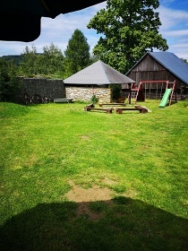 Roubenka Homole - baz�n a koupac� sud - Krkono�e