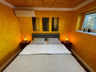 Chata s v��ivkou - v�hled na Lysou horu - Beskydy