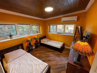 Chata s v��ivkou - v�hled na Lysou horu - Beskydy