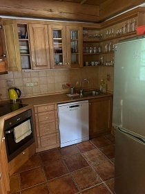 Chalupa s vnit�n�m baz�nem - Studen� vrch