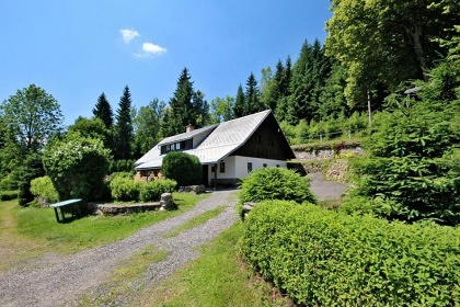 Wellness roubenka s baz�nem - vrch Zaklet�