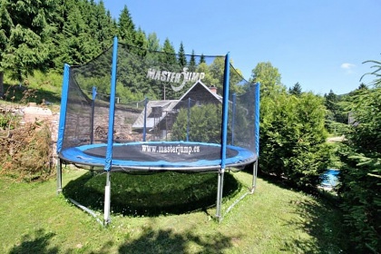 Wellness roubenka s baz�nem - vrch Zaklet�