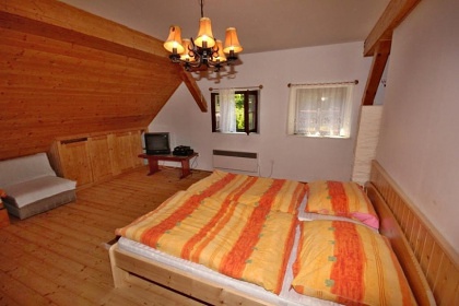 Wellness roubenka s baz�nem - vrch Zaklet�