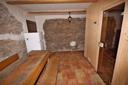 Wellness roubenka s baz�nem - vrch Zaklet�