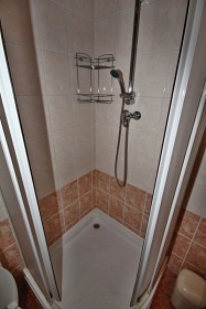 Wellness roubenka s baz�nem - vrch Zaklet�