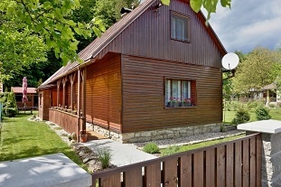 Nov� objekt: Vala�sk� chalupa s v��ivkou - Javorn�ky - Beskydy 3M-050