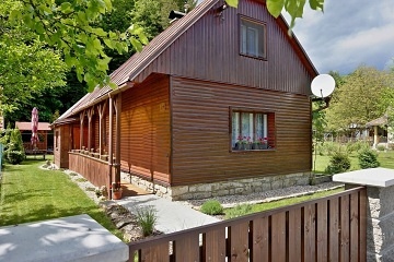 Vala�sk� chalupa s v��ivkou - Javorn�ky - Beskydy