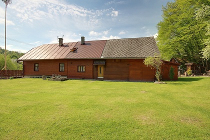 Vala�sk� chalupa s v��ivkou - Javorn�ky - Beskydy
