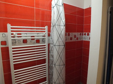 Chalupa s baz�nem - u p�ehrady Lipno - ji�n� �echy