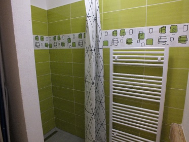 Chalupa s baz�nem - u p�ehrady Lipno - ji�n� �echy