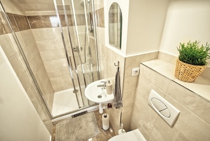 Chalupa s baz�nem - P�lavsk� vrchy - ji�n� Morava