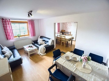 Chalupa a baz�n - Slezsk� Harta - Re�ovsk� vodop�dy