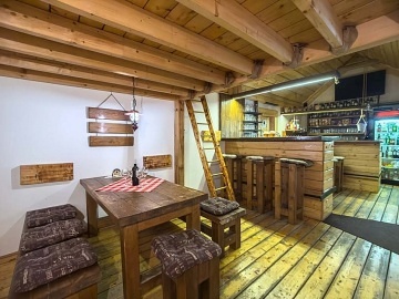 Chalupa a baz�n - Slezsk� Harta - Re�ovsk� vodop�dy