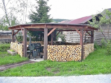 Roubenka s kachlovými kamny - Šumava - Volary