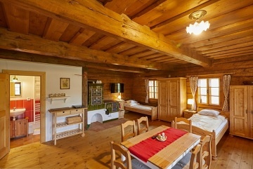 Roubenka s kachlovými kamny - Šumava - Volary