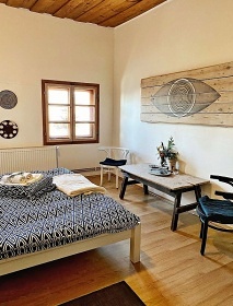 Chalupa u hradu Ka�perk - �umavsk� �dol�