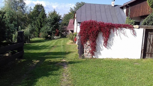 Chalupa u hradu Ka�perk - �umavsk� �dol�