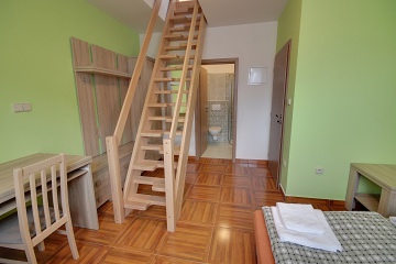 Farm��sk� penzion s baz�nem - Vrchlab� - Krkono�e