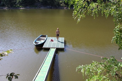 Chata s baz�nem - p�ehrada Orl�k - Bechyn�