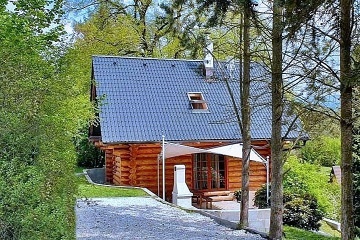 Srub u �eky Oh�e - hrad Loket - Karlovy Vary