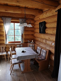 Srub u �eky Oh�e - hrad Loket - Karlovy Vary