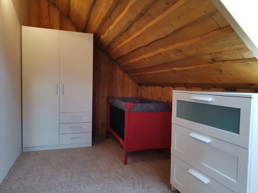 Srub u �eky Oh�e - hrad Loket - Karlovy Vary