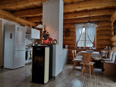 Srub u �eky Oh�e - hrad Loket - Karlovy Vary
