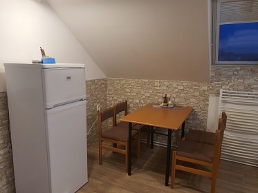 Apartmán U Zvoničky 45 - Srch - Kunětická hora