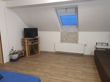 Apartmán U Zvoničky 45 - Srch - Kunětická hora
