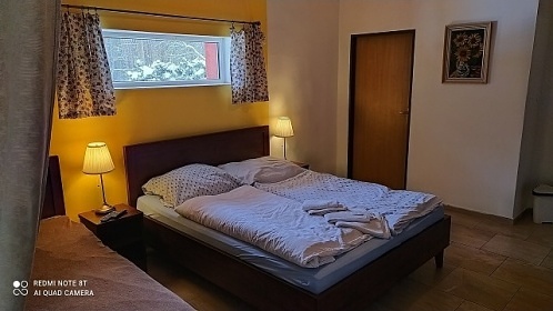Penzion s bazénem - Český ráj - hrad Kost