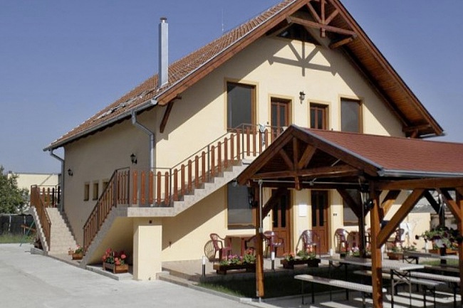 Apartmánový dom Kosár - privát Veľký Meder